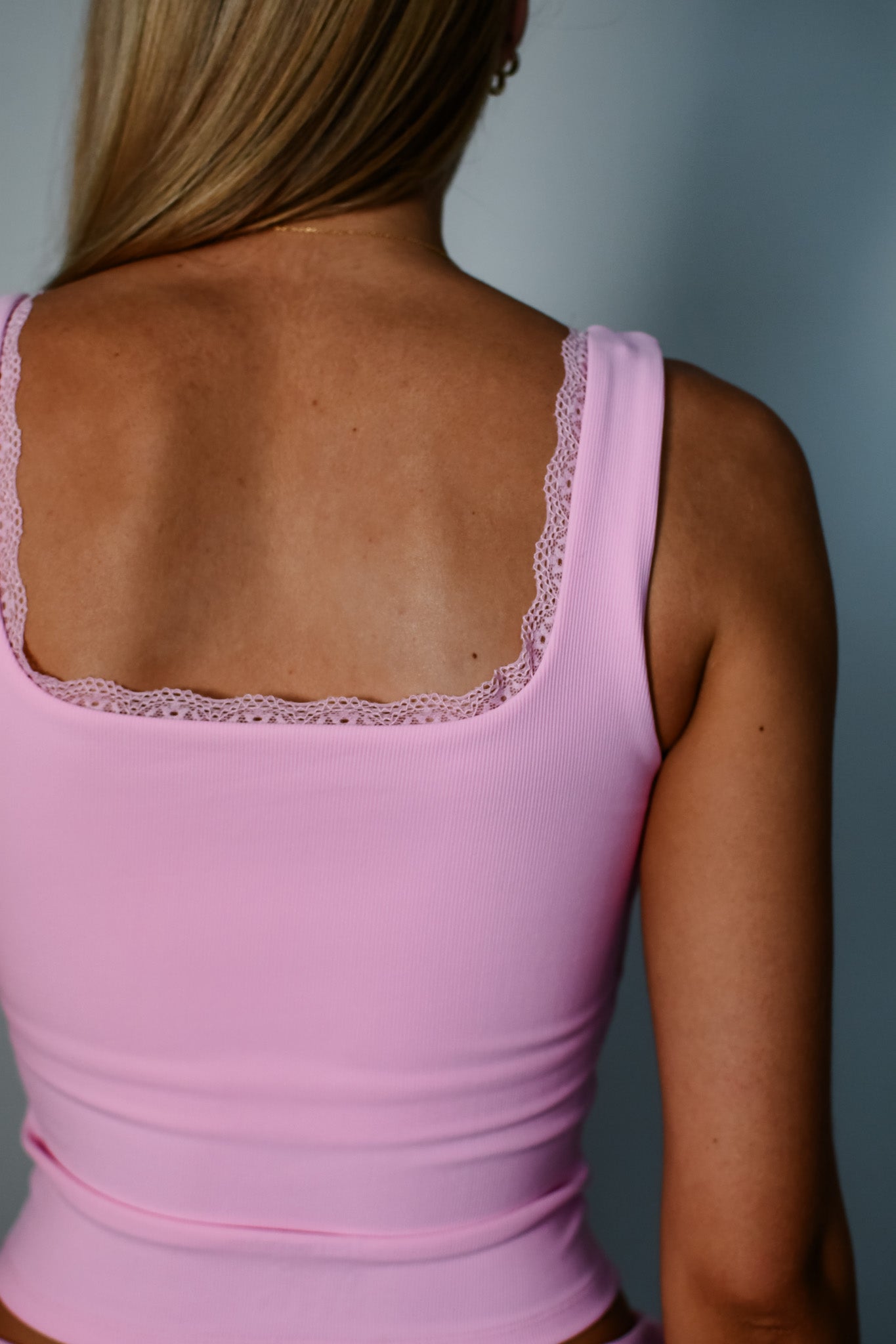 Luxe Lace Tank Top - Pink