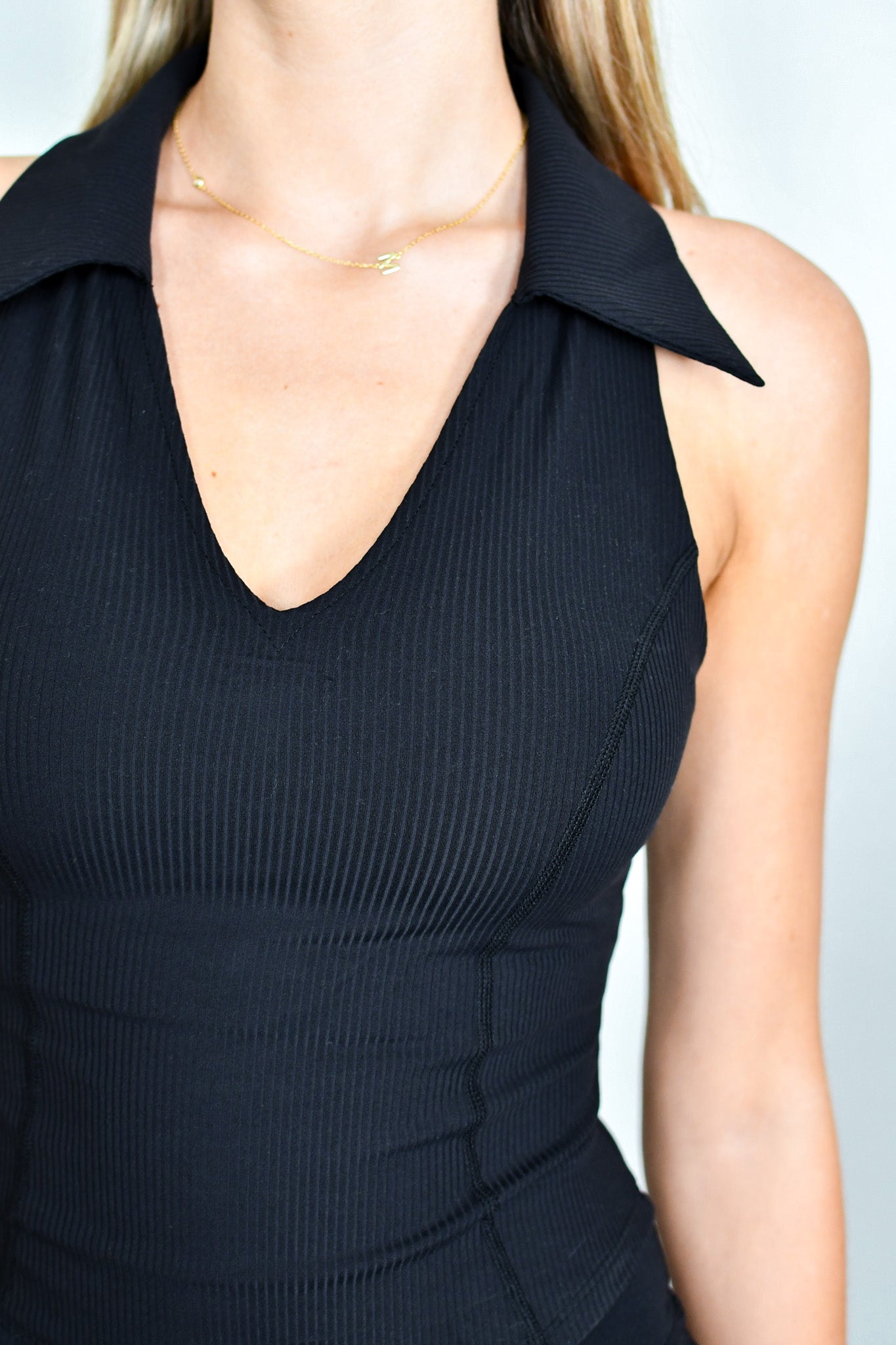 Ace Collar Tank Top - Black
