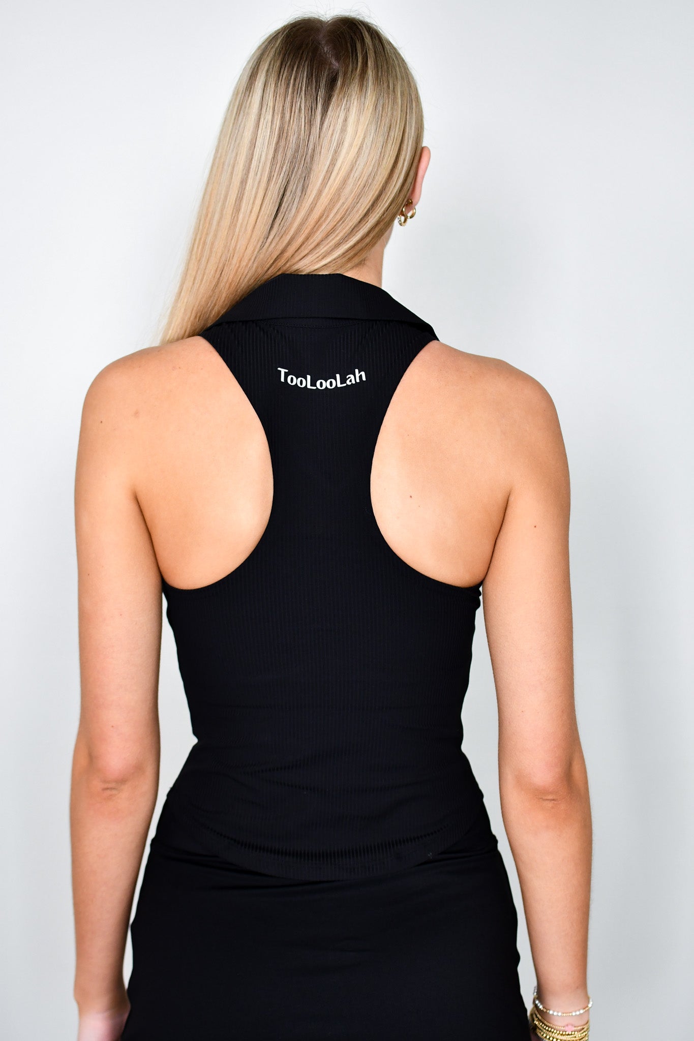 Ace Collar Tank Top - Black