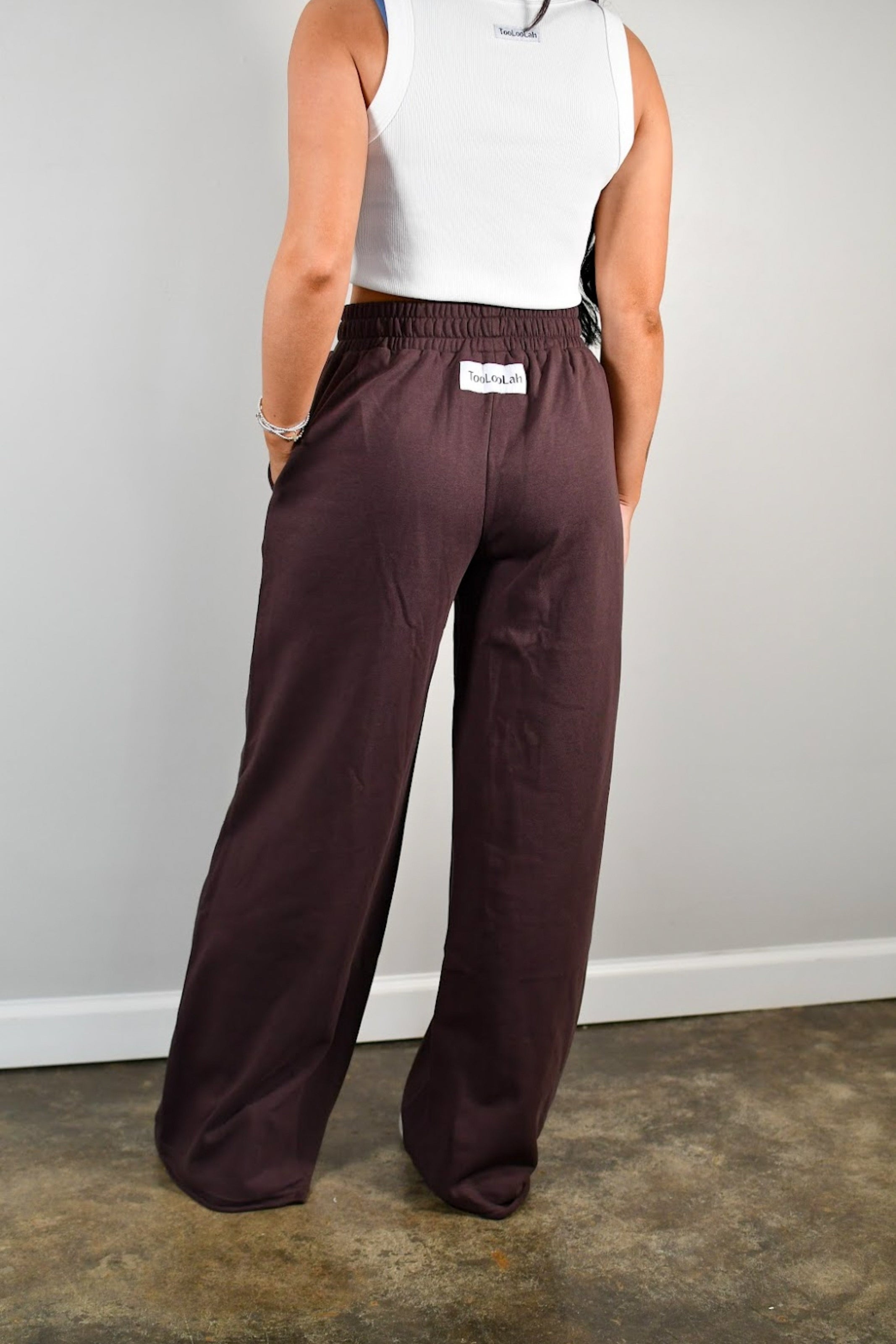 Baseline Straight Leg Joggers - Chocolate