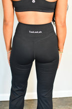 The Core Flare Leggings - Black