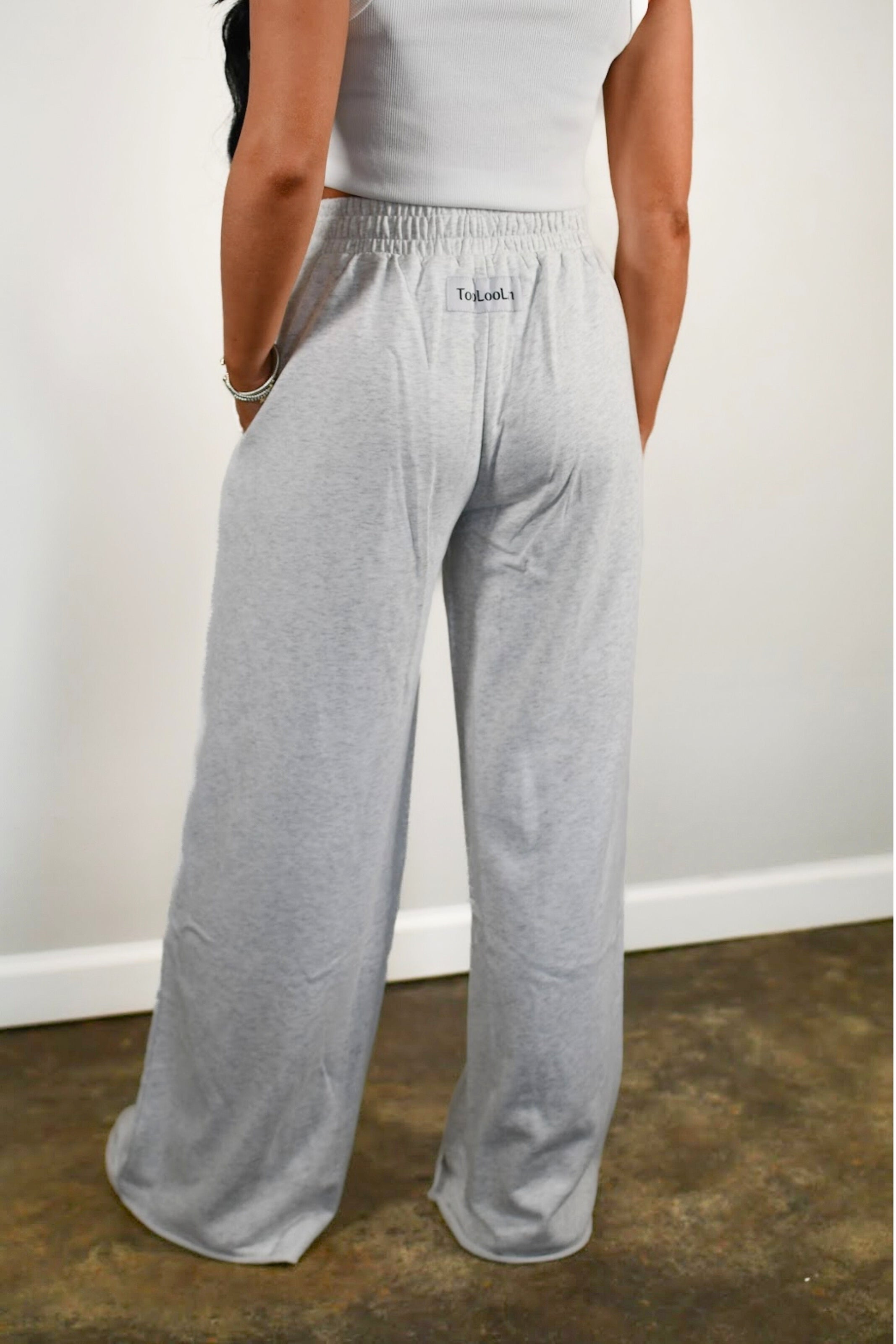 Baseline Straight Leg Joggers - Heather Grey